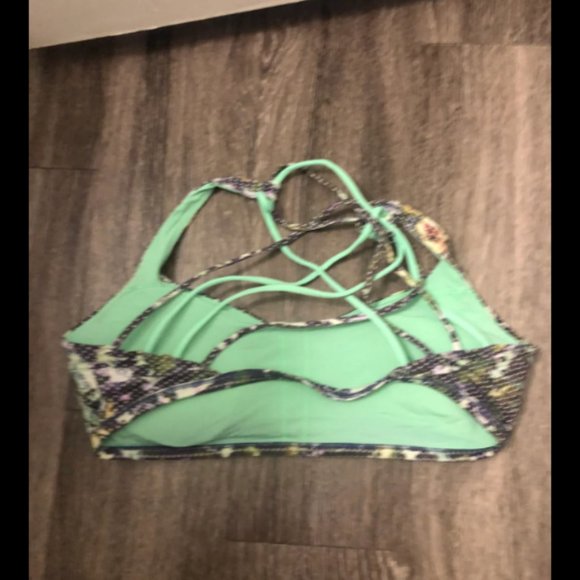 Lululemon Free to Be Wild Women's Sports Bra Sz 12 - Picture 3 of 4